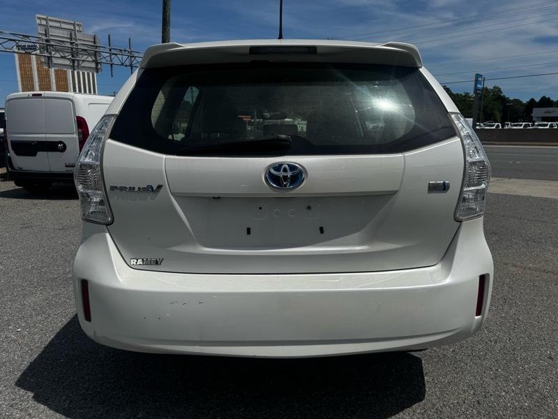 Toyota Prius V Three 2014