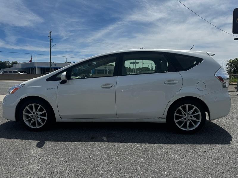 Toyota Prius V Three 2014