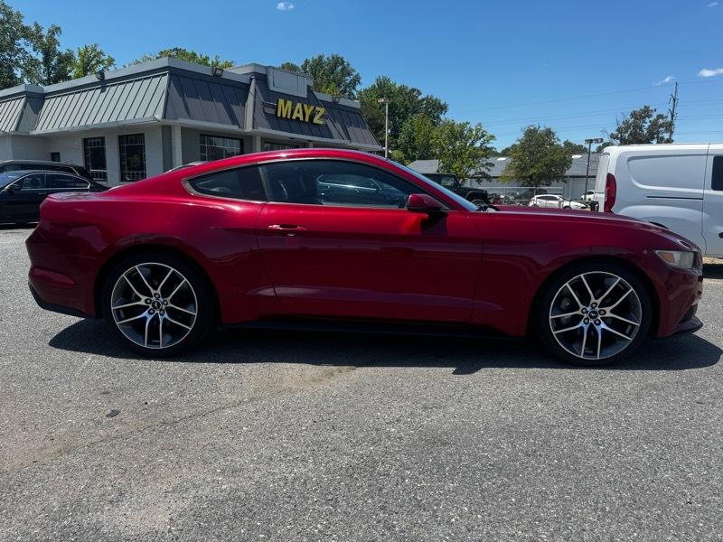 Ford Mustang EcoBoost Coupe 2015