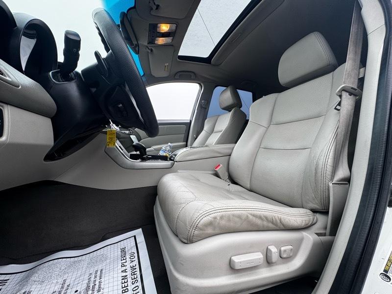 Acura RDX 5-Spd AT with Technology Package 2011