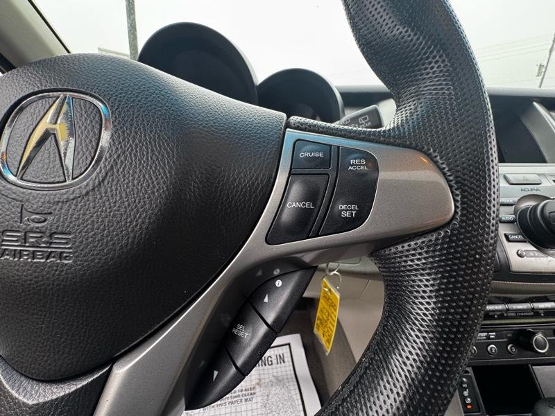 Acura RDX 5-Spd AT with Technology Package 2011