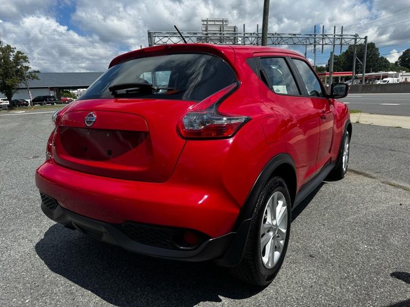 Nissan Juke S FWD 2015