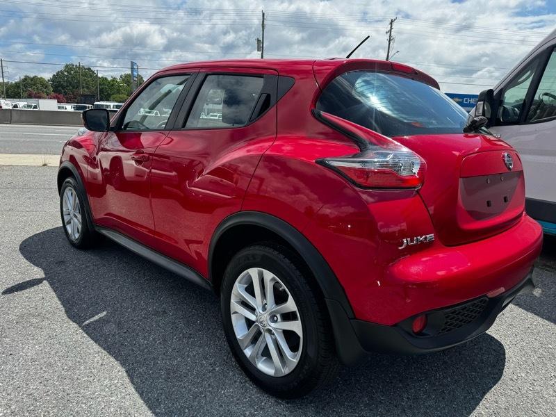 Nissan Juke S FWD 2015