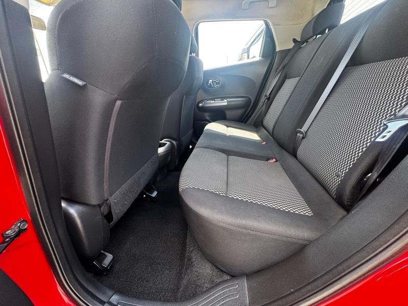 Nissan Juke S FWD 2015
