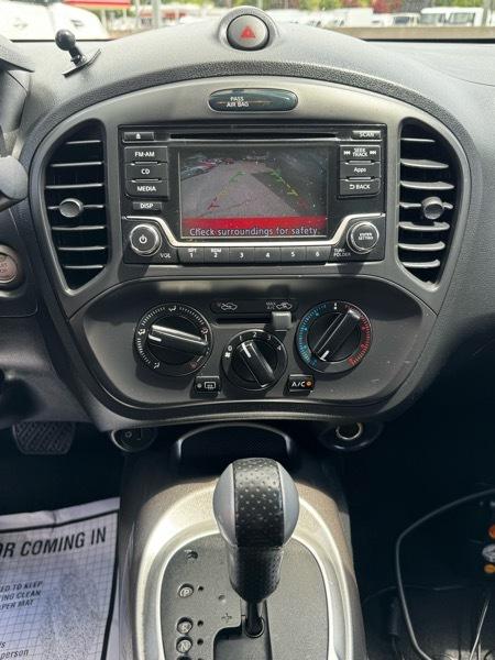 Nissan Juke S FWD 2015