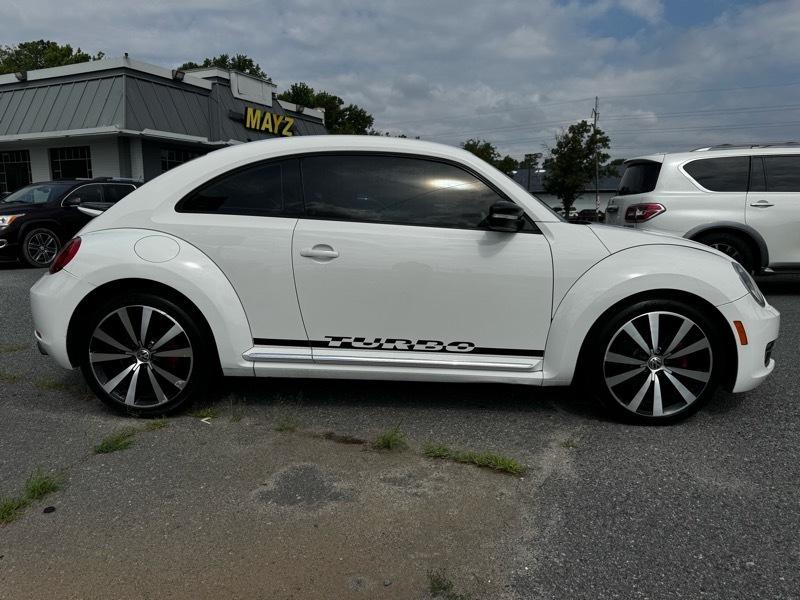 Volkswagen Beetle 2.0T Turbo 2012