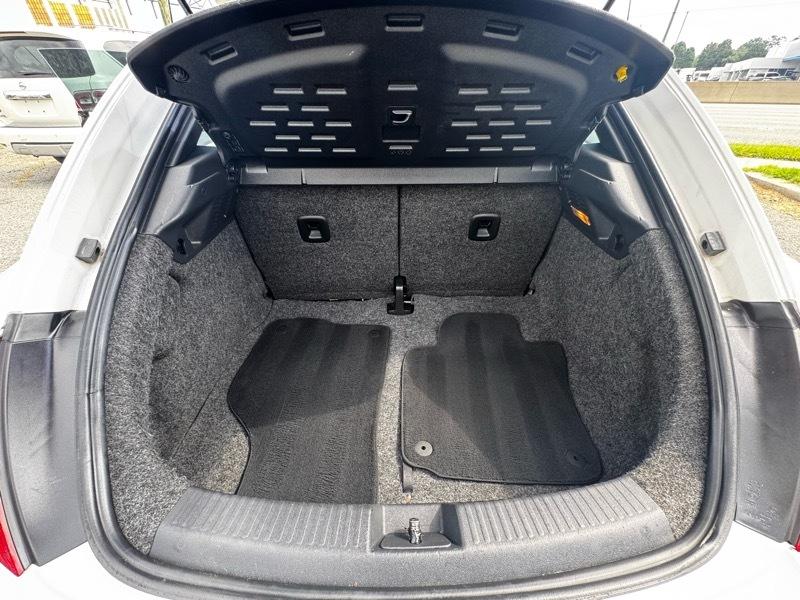 Volkswagen Beetle 2.0T Turbo 2012