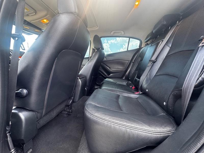 Mazda MAZDA3 s Grand Touring AT 5-Door 2017