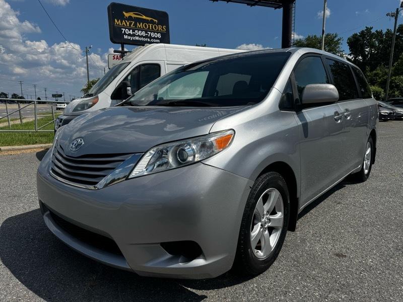 Toyota Sienna LE FWD 8-Passenger V6 2016