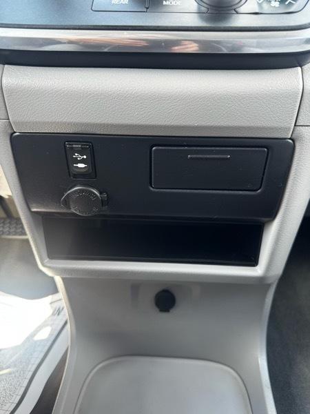 Toyota Sienna LE FWD 8-Passenger V6 2016