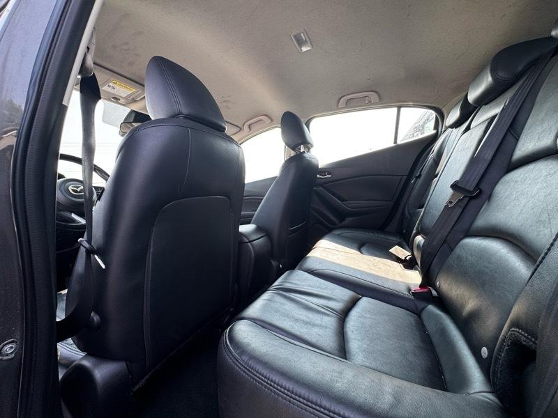 Mazda MAZDA3 i Touring AT 5-Door 2017