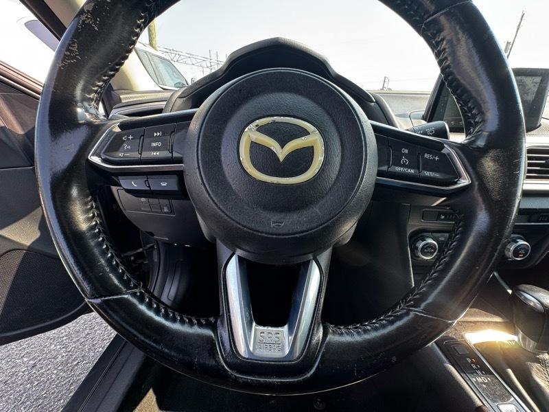 Mazda MAZDA3 i Touring AT 5-Door 2017