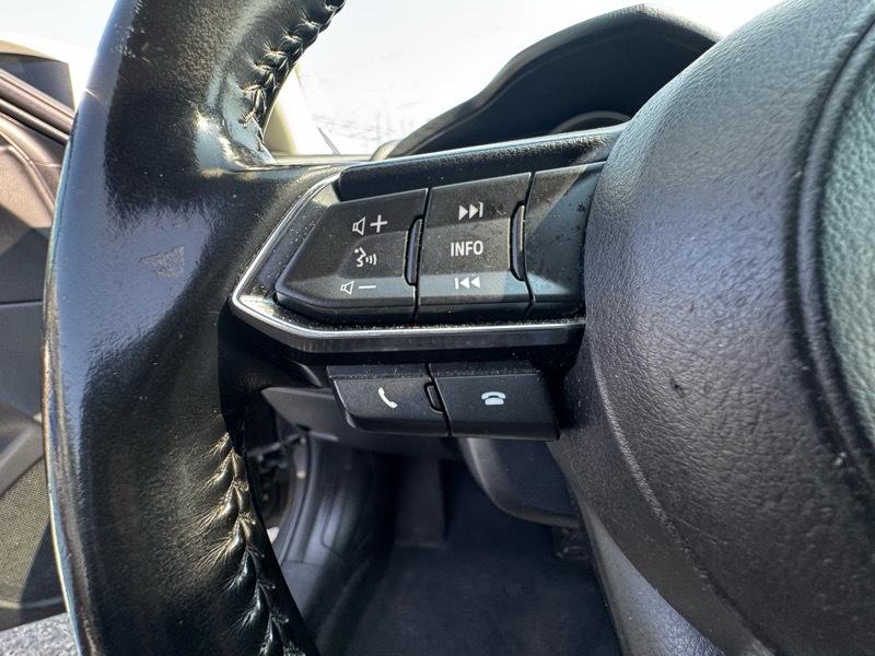Mazda MAZDA3 i Touring AT 5-Door 2017