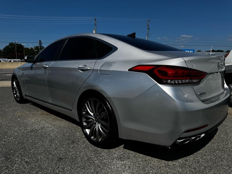 Hyundai Genesis 5.0L RWD 2015