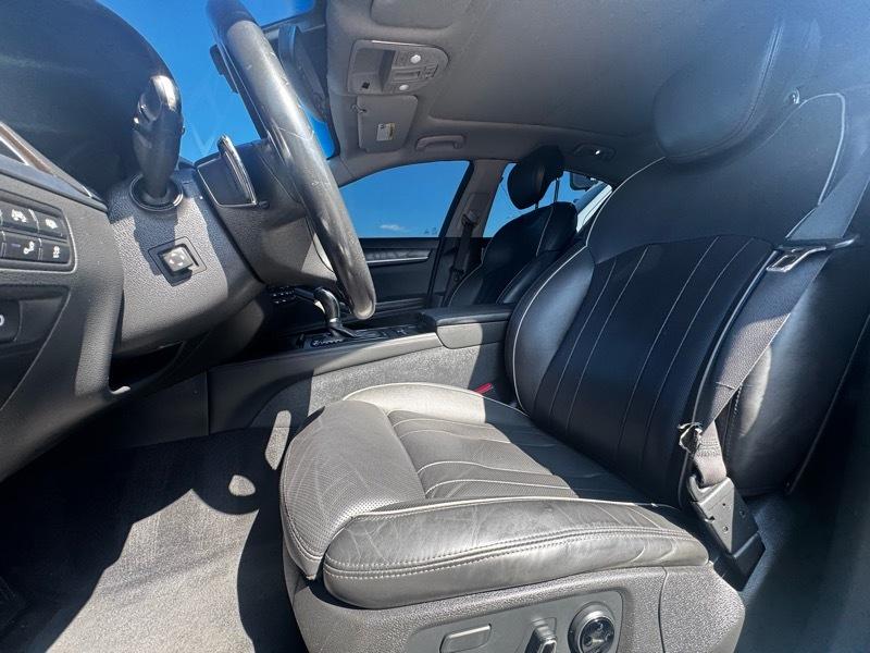 Hyundai Genesis 5.0L RWD 2015