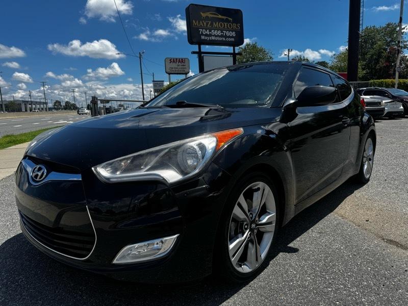2017 Hyundai Veloster Base 6MT