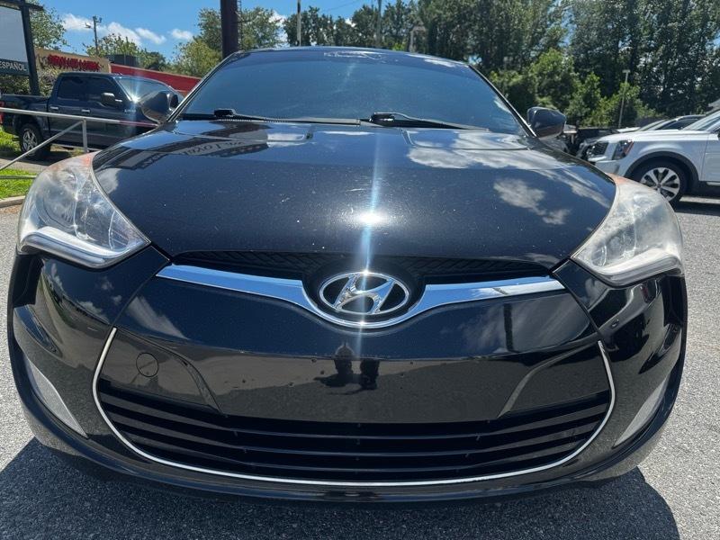 Hyundai Veloster Base 6MT 2017