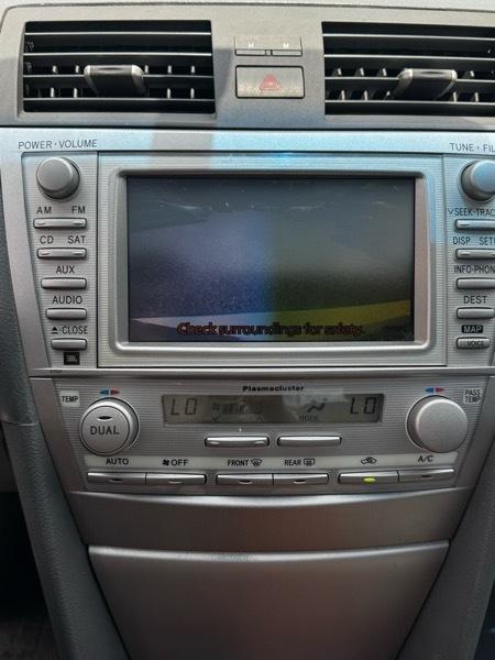 Toyota Camry Hybrid Sedan 2011