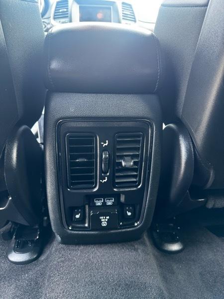 Jeep Grand Cherokee Limited 2WD 2018