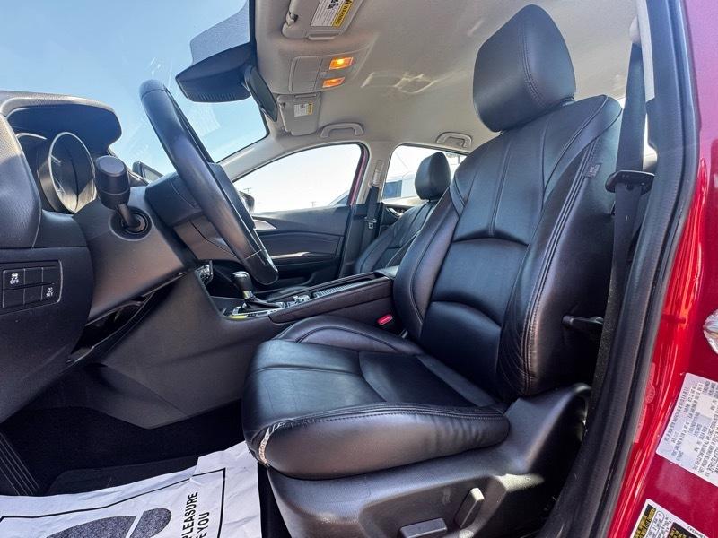 Mazda MAZDA3 s Touring AT 4-Door 2018