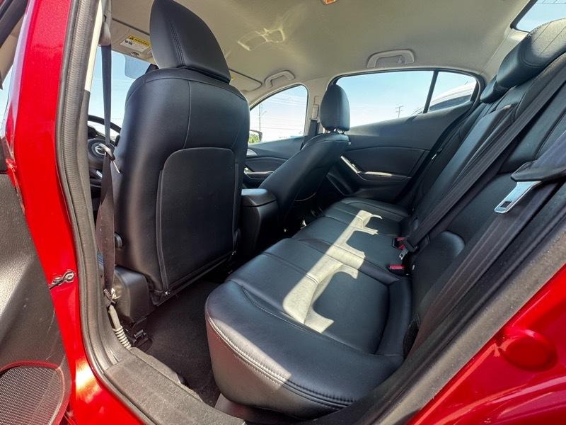 Mazda MAZDA3 s Touring AT 4-Door 2018