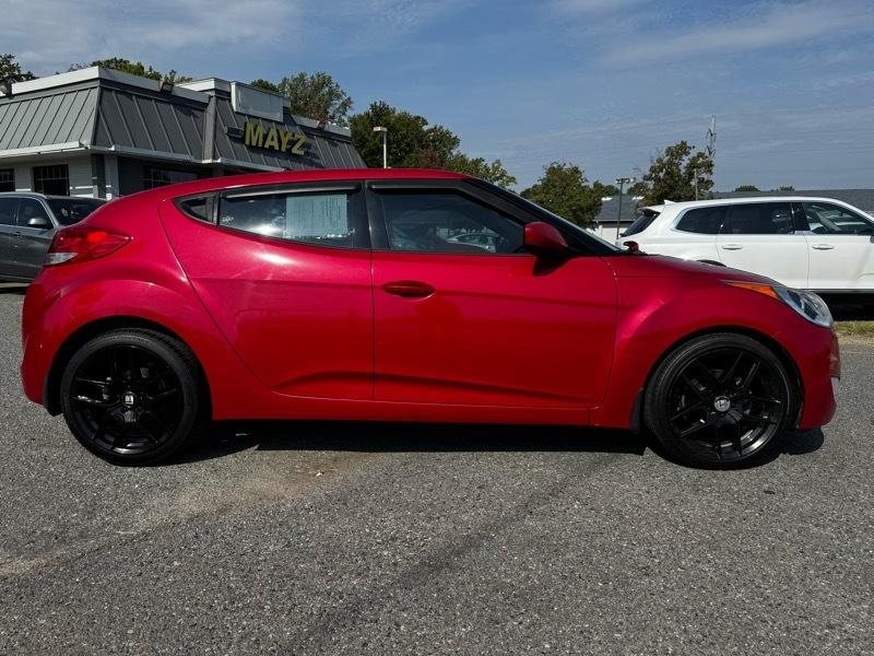 Hyundai Veloster Base 6MT 2016