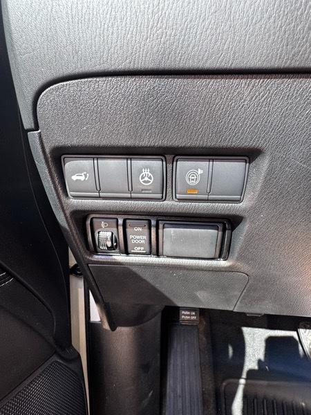 Nissan Armada SV AWD 2018