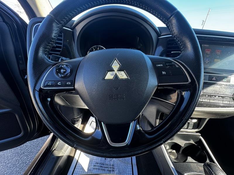 Mitsubishi Outlander SE 2WD 2019