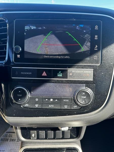 Mitsubishi Outlander SE 2WD 2019