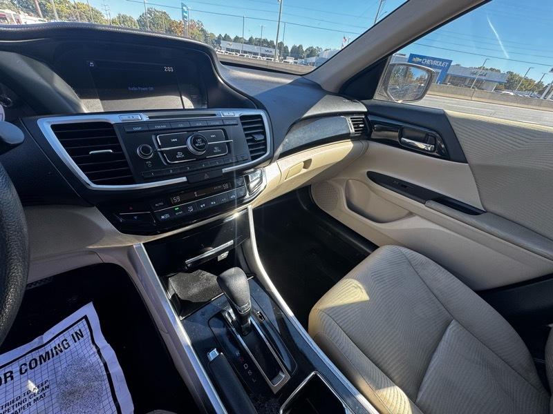 Honda Accord LX Sedan CVT 2016