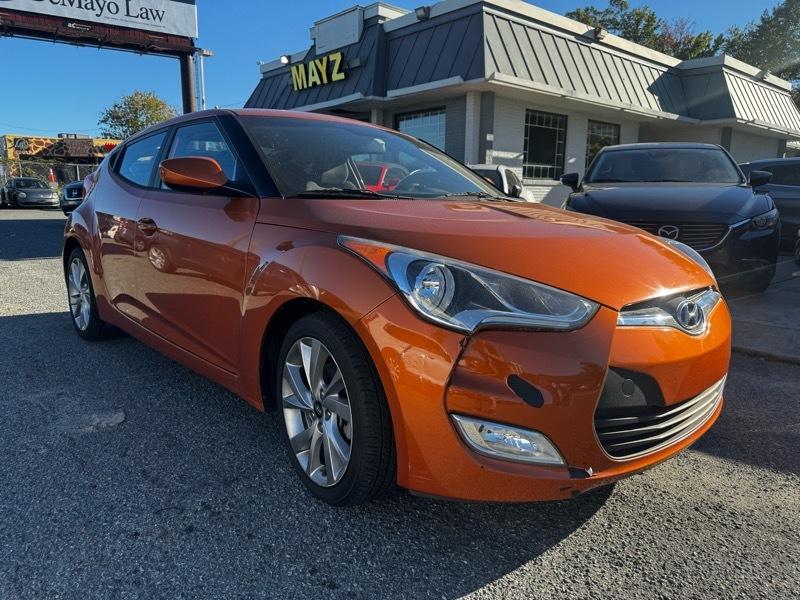 Hyundai Veloster Base 6MT 2017