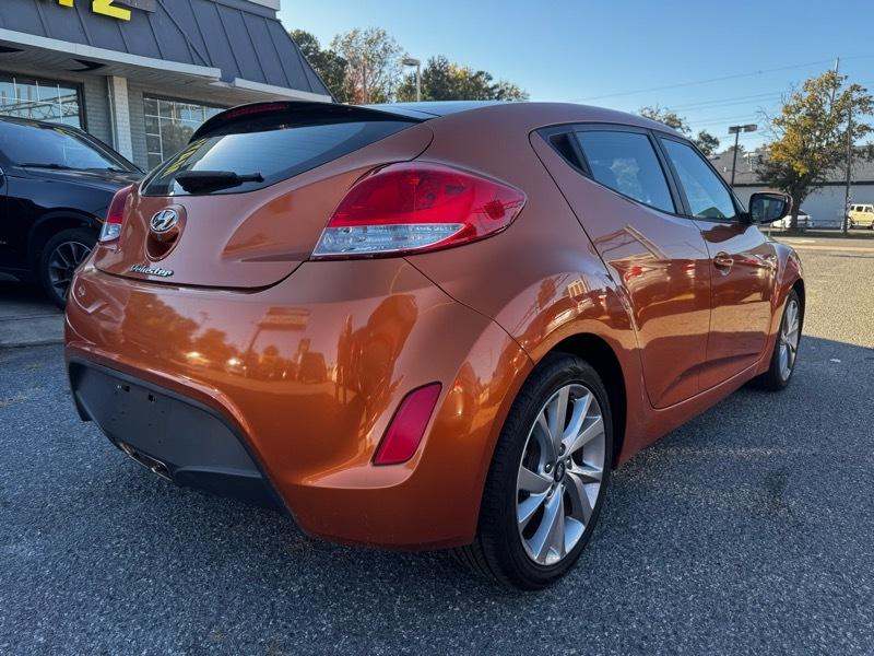 Hyundai Veloster Base 6MT 2017