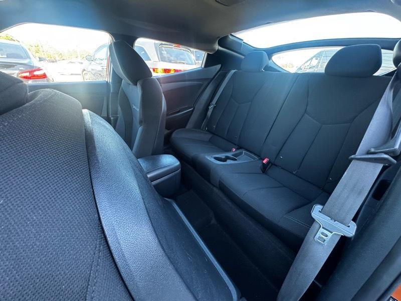 Hyundai Veloster Base 6MT 2017