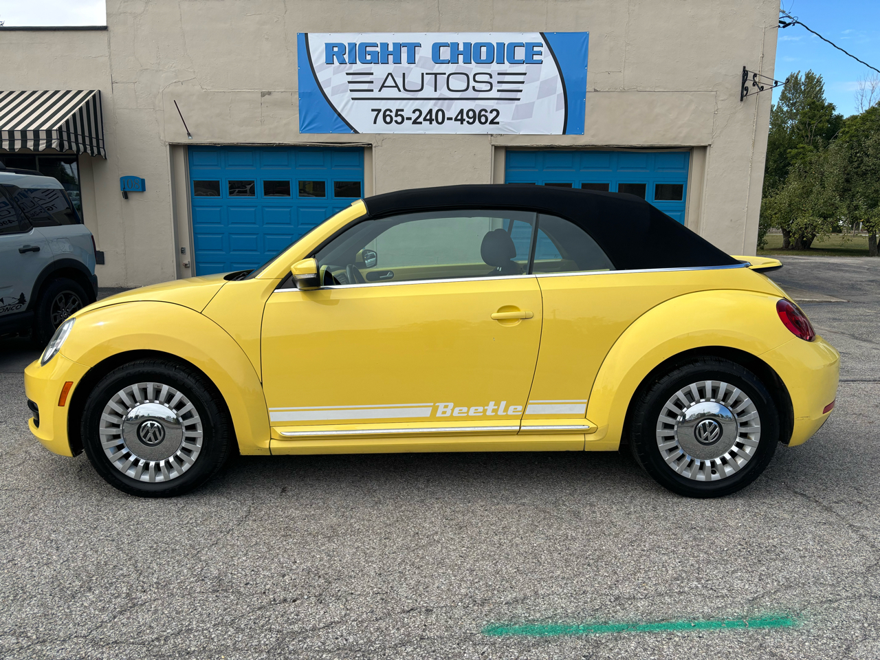 Volkswagen Beetle 1.8T PZEV Convertible 2015