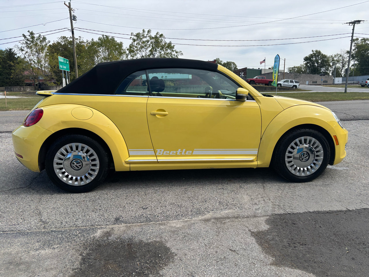 Volkswagen Beetle 1.8T PZEV Convertible 2015