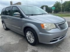2013 Chrysler Town & Country 