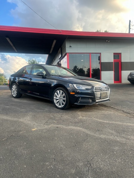 Audi A4 2.0T Premium Sedan 2018