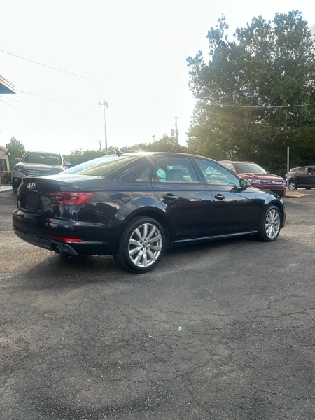 Audi A4 2.0T Premium Sedan 2018