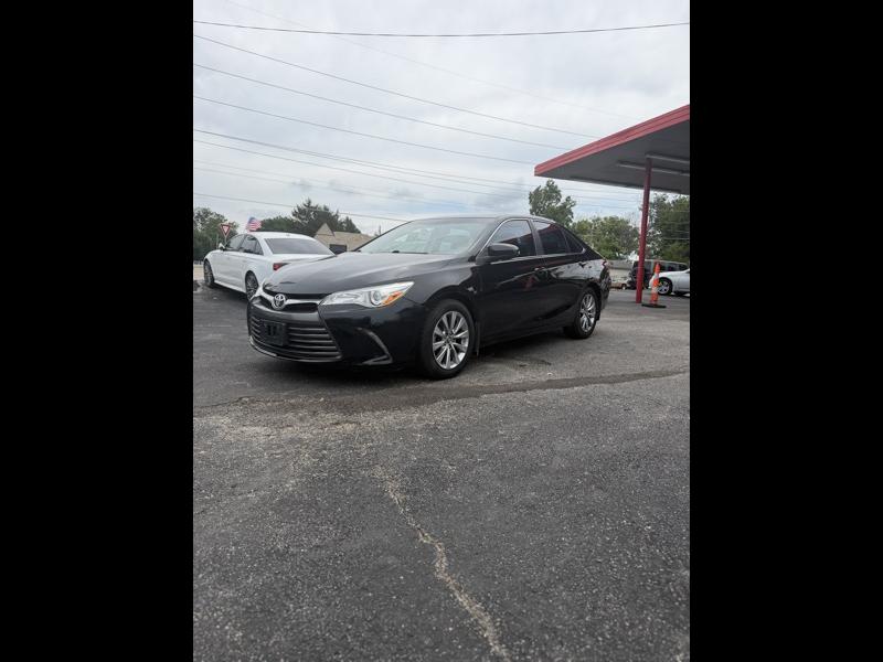 Toyota Camry XLE 2017
