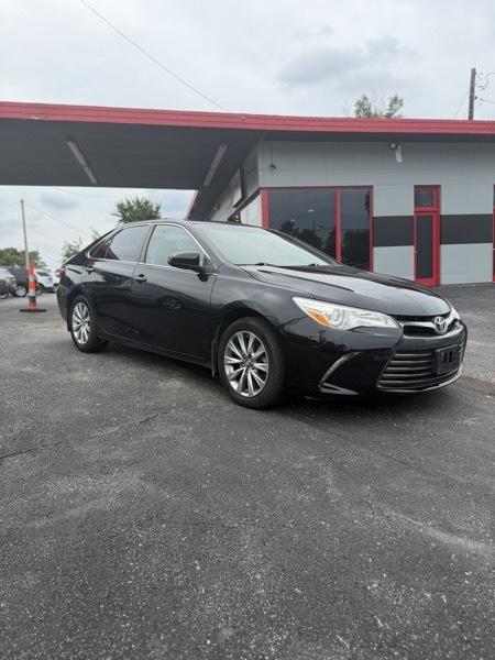 Toyota Camry XLE 2017