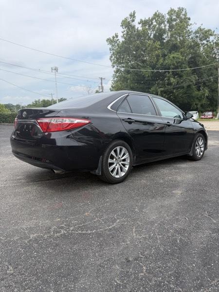 Toyota Camry XLE 2017
