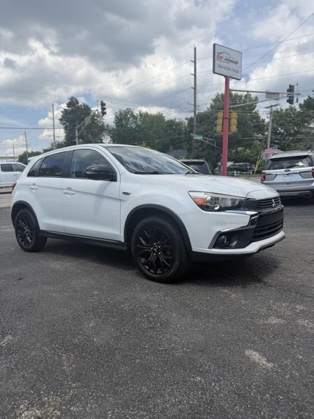 Mitsubishi Outlander Sport 2.0 ES 5M 2017