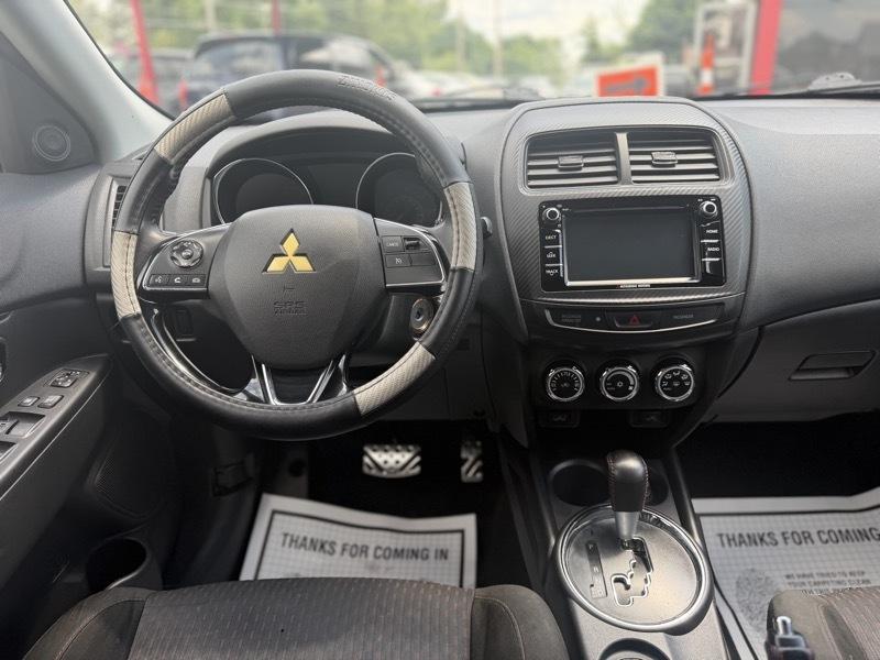 Mitsubishi Outlander Sport 2.0 ES 5M 2017