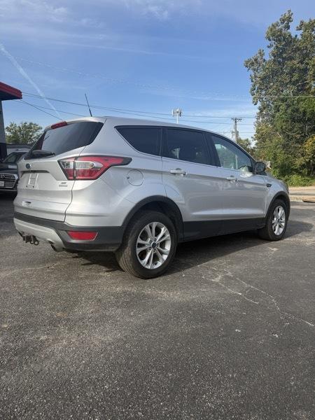 Ford Escape SE FWD 2017