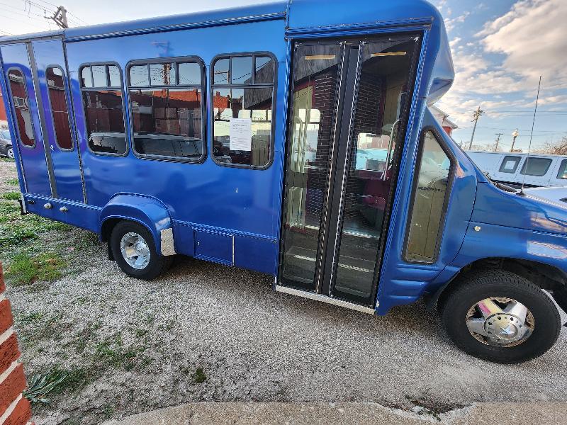 2005 Ford Econoline E-350 Super Duty
