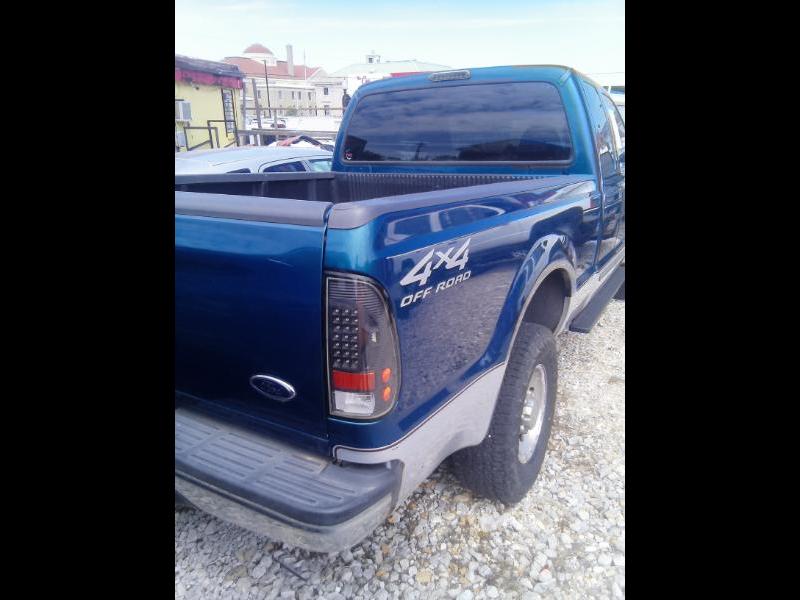 2000 Ford F-250 SD XL SuperCab Long Bed 4WD