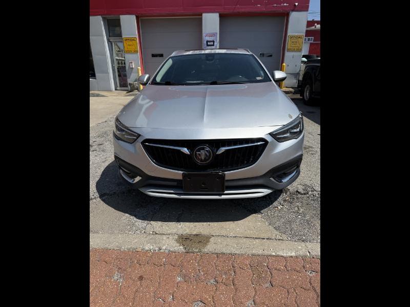 2018 Buick Regal TourX Essence