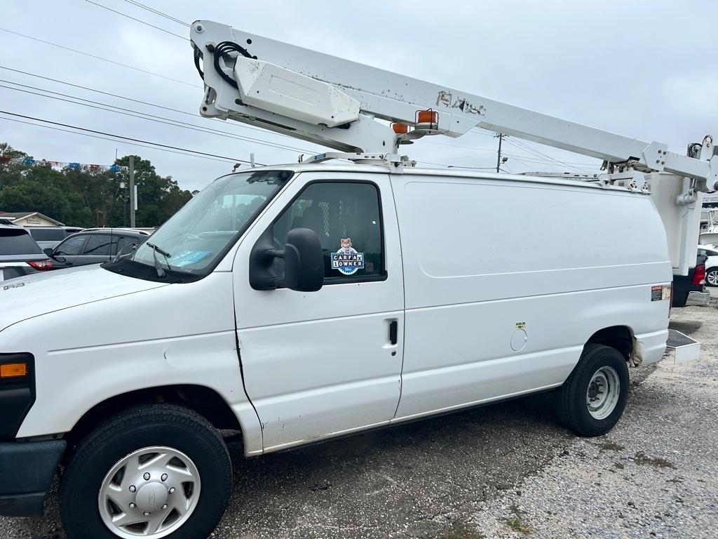 2010 Ford Econoline Cargo Van