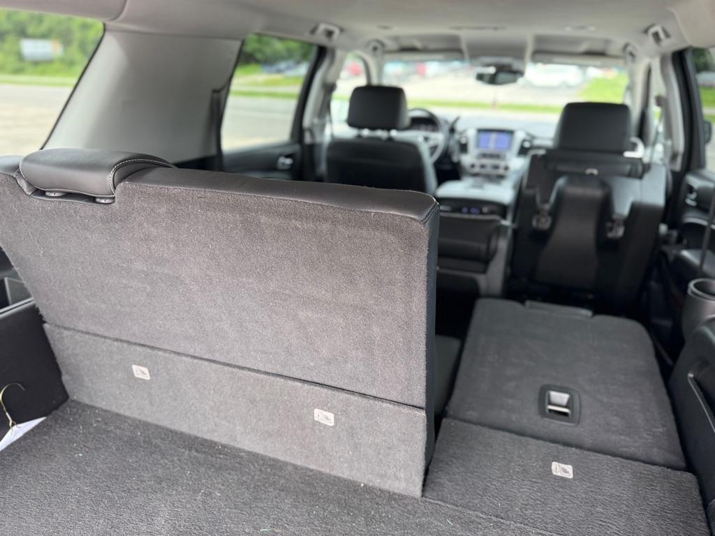GMC Yukon XL 2WD 4dr SLT 2020