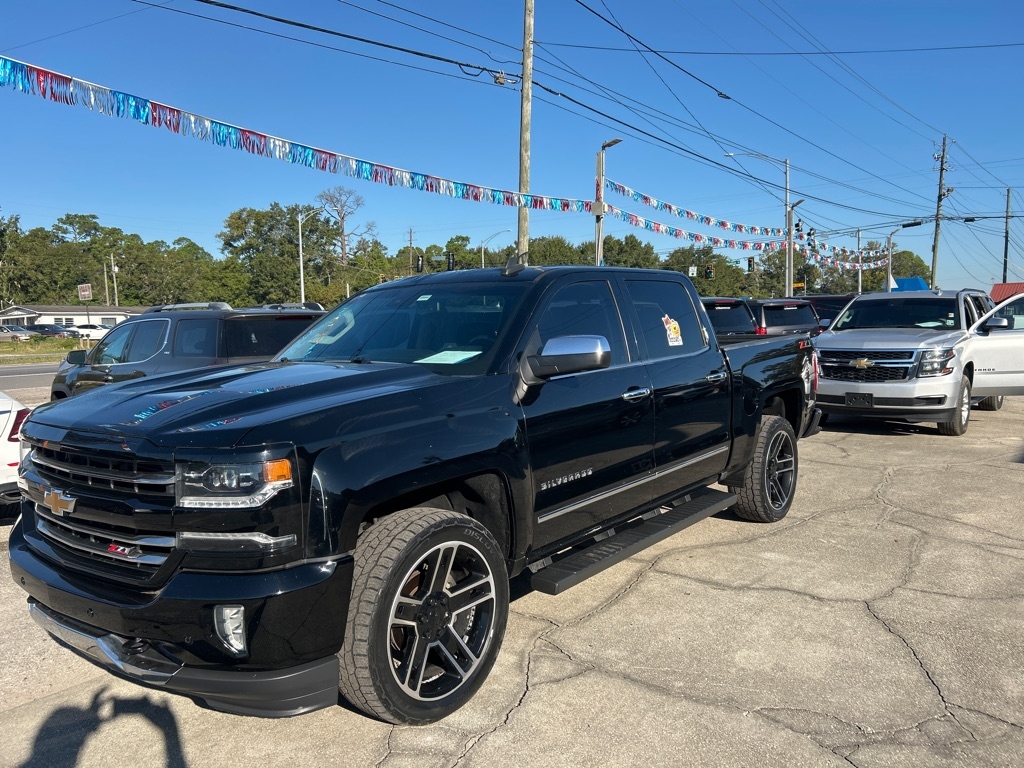 2018 Chevrolet Silverado 1500 4WD Crew Cab 143.5" LTZ w/2LZ